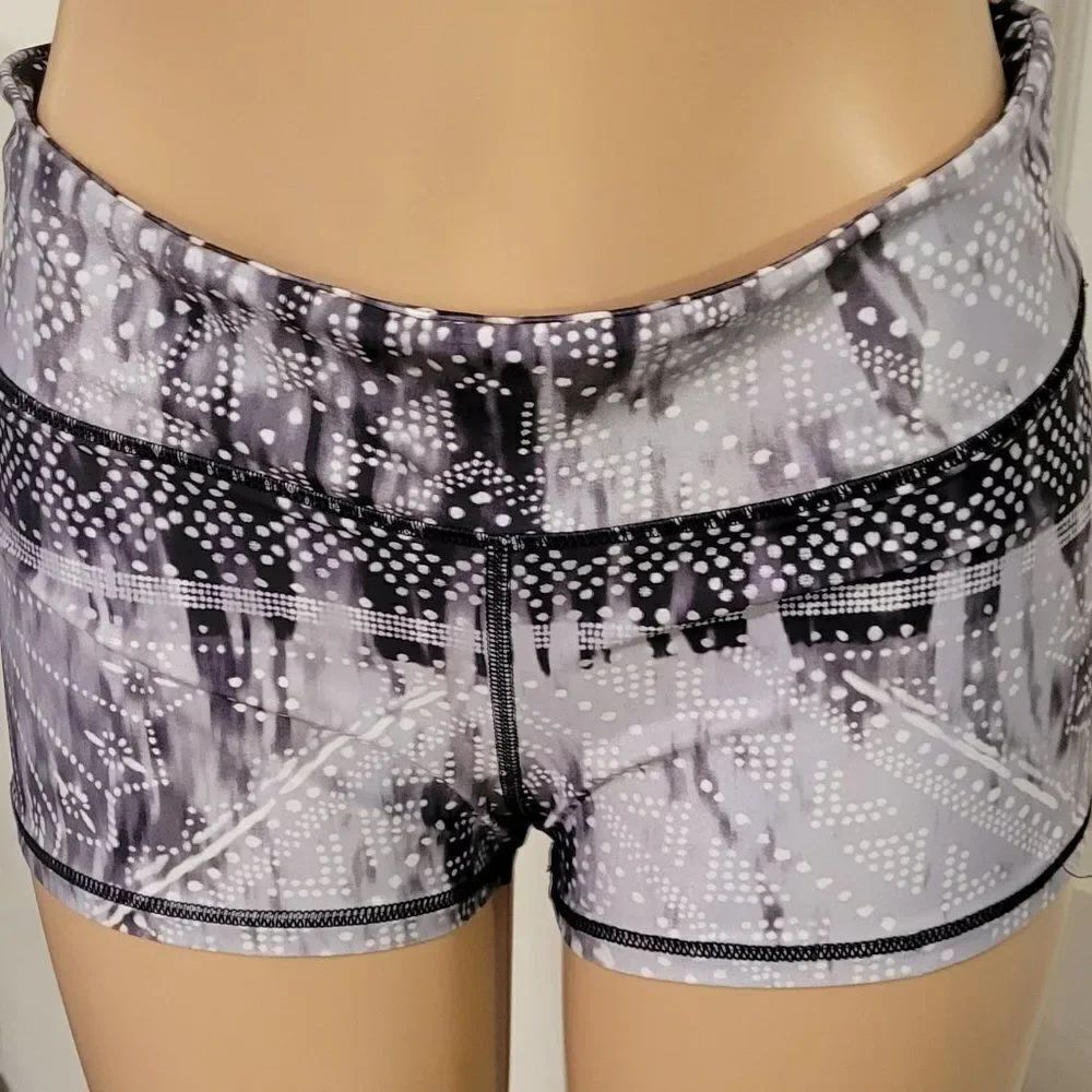 SUPER COMFY SHORT OUTFITTERS AMERICAN EAGLE